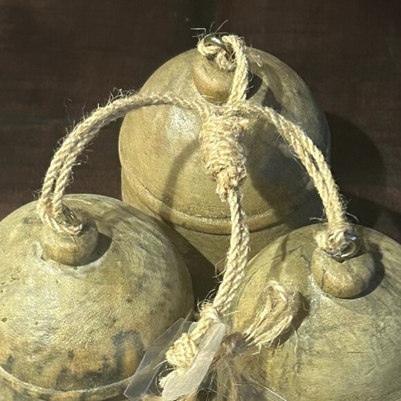 NWT 2 Pairs Set of 3 Handmade Rustic Harmony Vintage Cow Bells - Picture 6 of 13